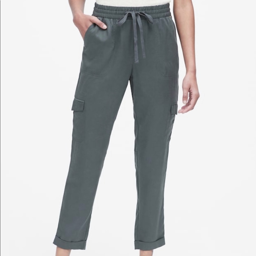 TENCEL™ Utility Jogger Pant (black)